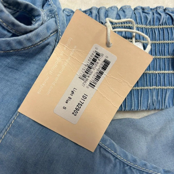 NWT‎ Minkpink Demin MPD Crop Top Flare Shoulders Denim Style Ruffle Light Blue S - Picture 6 of 9